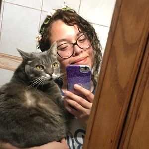 Meet your Posher, Tabya